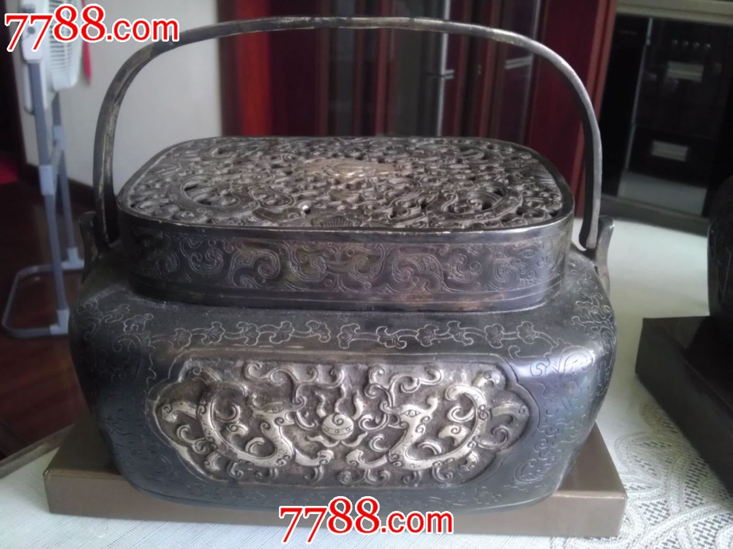 衣柜板选材细节衣柜板品牌哪些好-bsports必一网页版(图4) bsports必一网页版