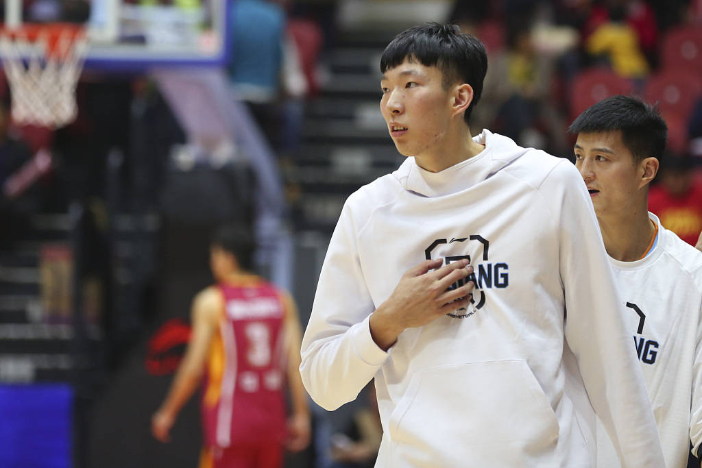 
语重心长！王仕鹏寄语周琦：请不要浪费天赋 中国男篮还得靠你！“bsports必一网页版”(图4)