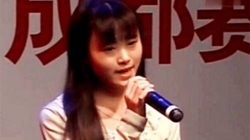 bsports必一网页版-
没出道的明星究竟长啥样？看完当年的照片后 网友：妖怪那里跑！(图4)