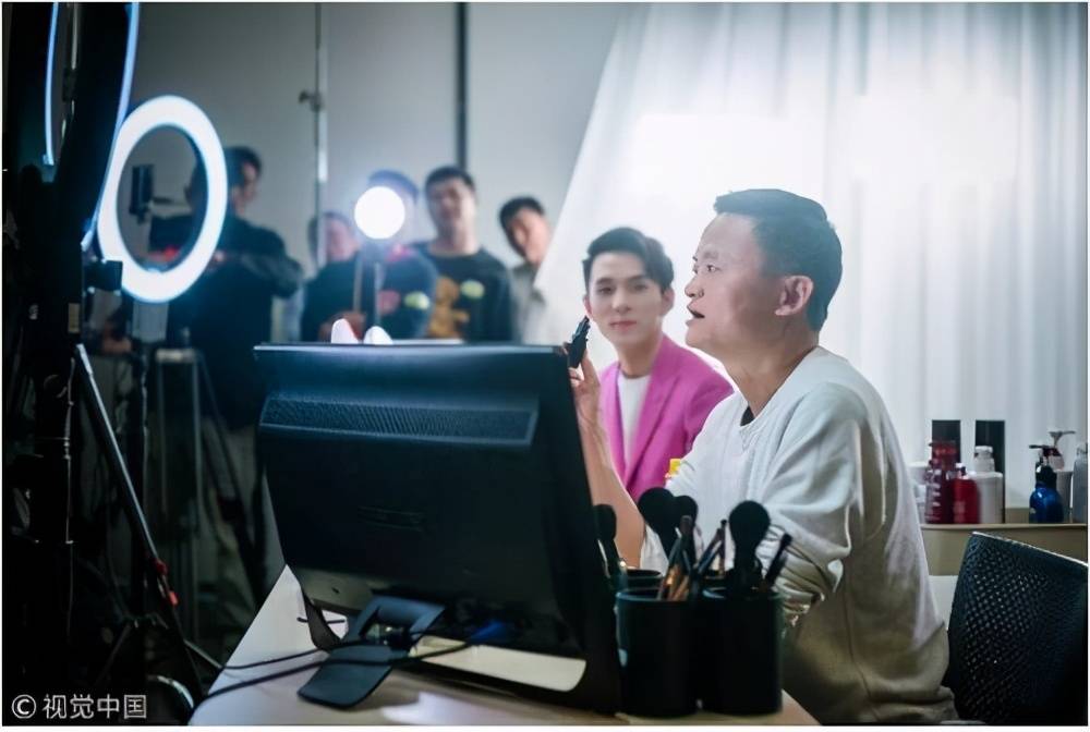 
创融直播：深度分析直播新电商——万物皆可直播-bsports必一网页版(图1)